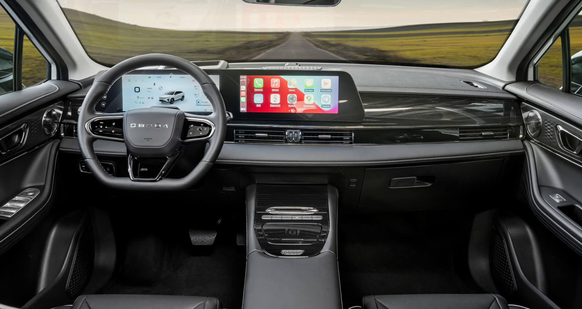 Omoda 5 EV - interiér čierny